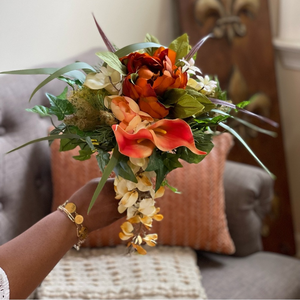 Floral Centerpiece | Orange Orchids | Flower Arrangement